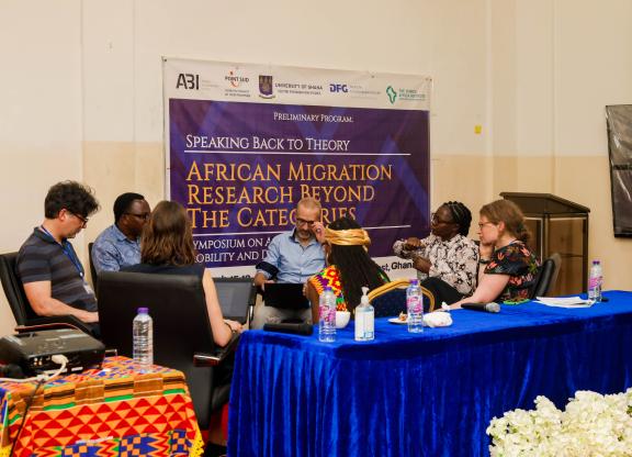Africanists and Researchers discuss theory